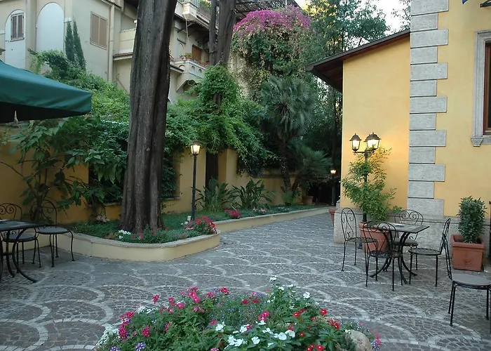 Hotel Relais Patrizi 4*